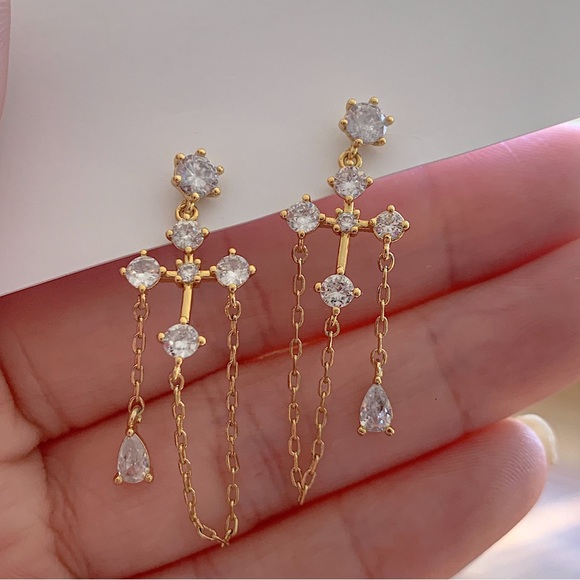 Dangle cubic zirconia earrings,cross earrings,gold chain earring,dangle earrings - Picture 3 of 3